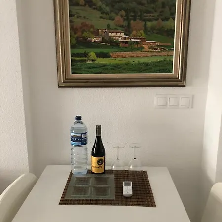 El Cortijuelo. Magnificent Triplex Terraced House With Rooftop Of 18m2, Overlooking The Sea. Parking Casa vacanze *