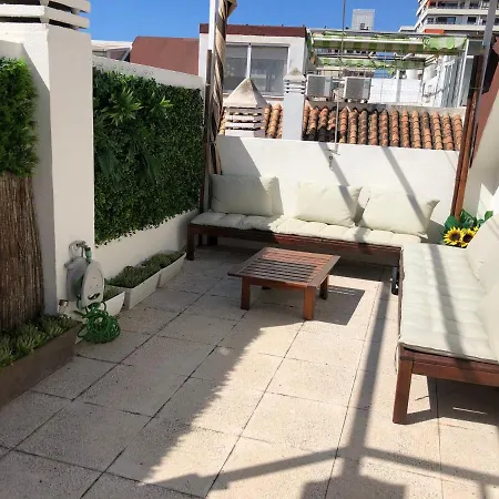 El Cortijuelo: Seaside Triplex With Rooftop Terrace *
