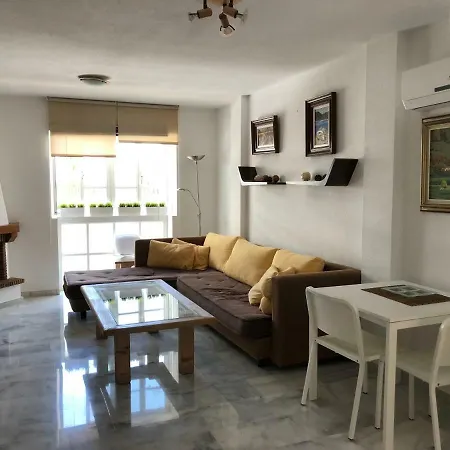 El Cortijuelo: Seaside Triplex With Rooftop Terrace Holiday home *
